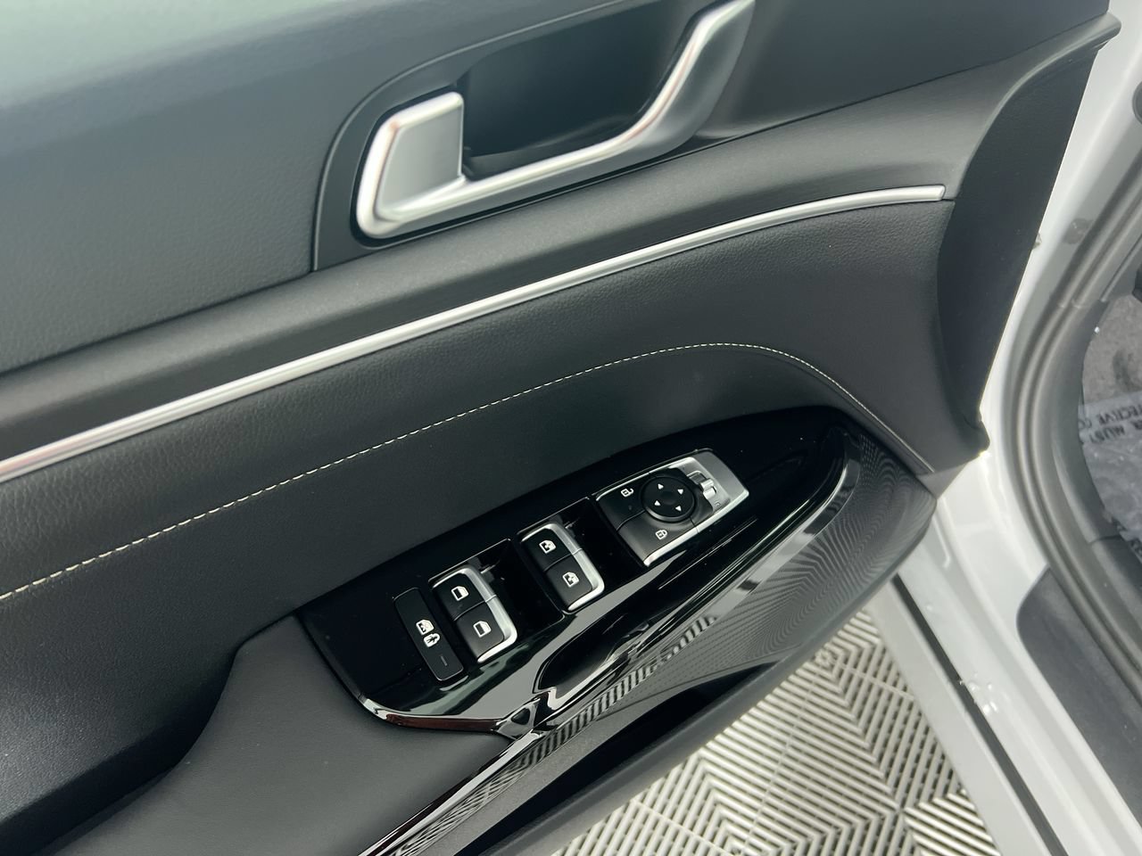 Certified 2026 Kia K5 GT-Line FWD image 16