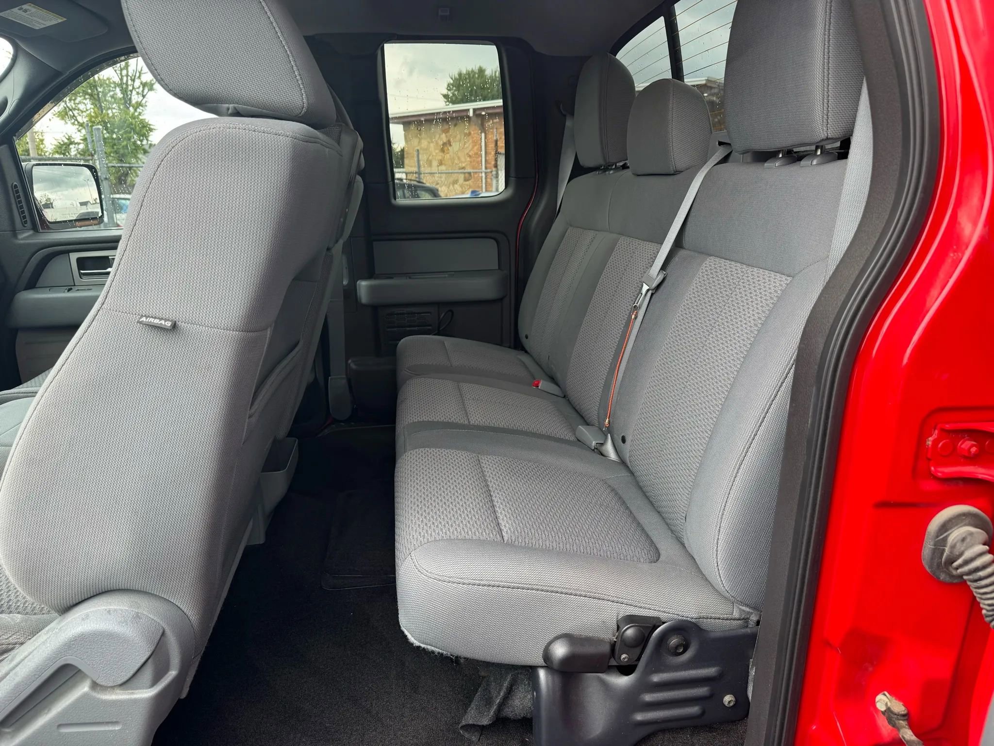 Used 2011 Ford F150 XLT w/ XLT Chrome Pkg image 10