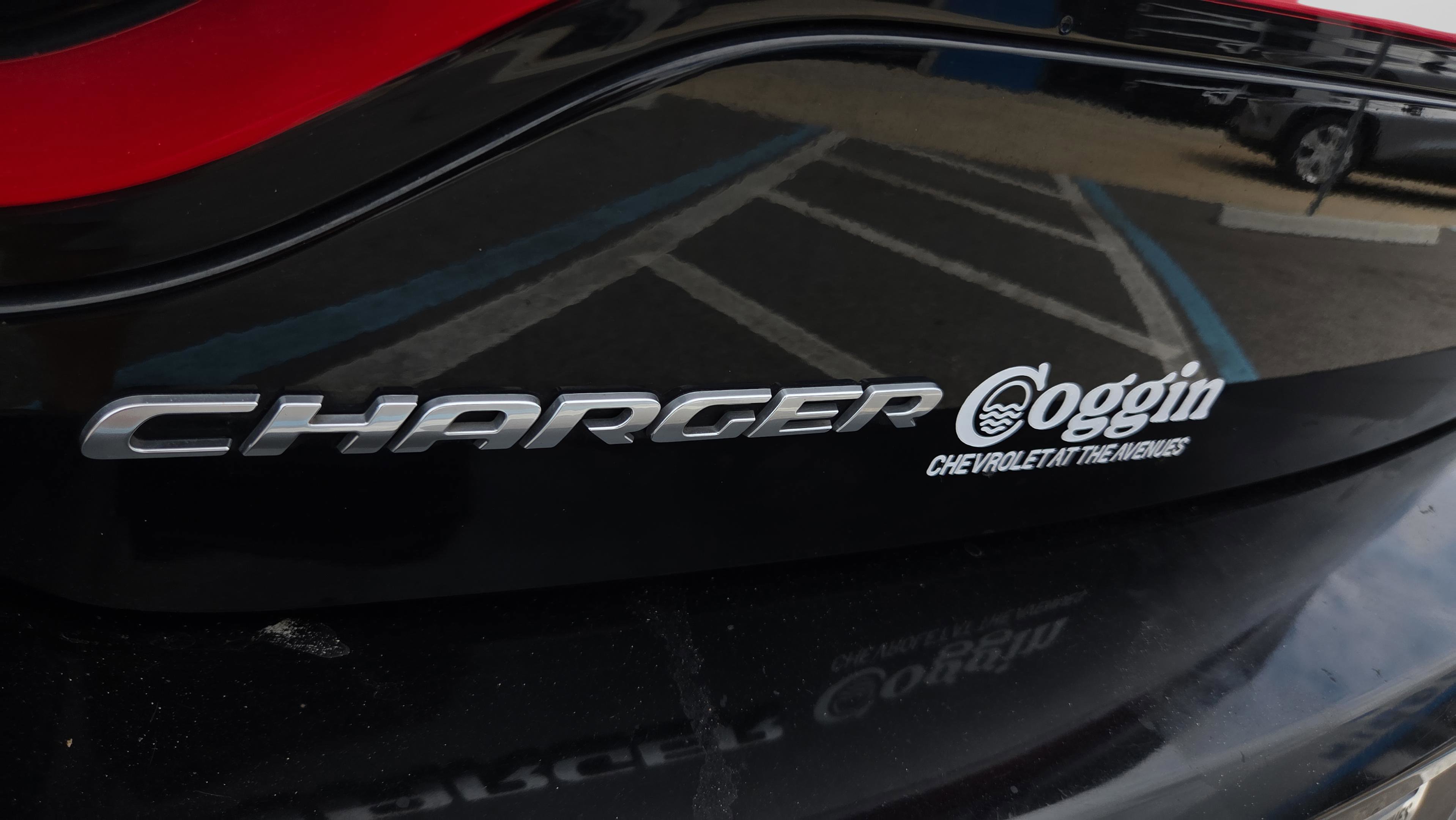Used 2019 Dodge Charger SRT Hellcat w/ Harman/Kardon Audio Group RWD image 34