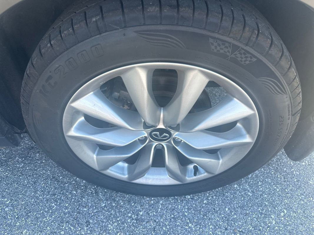 Used 2022 INFINITI QX50 Luxe image 2