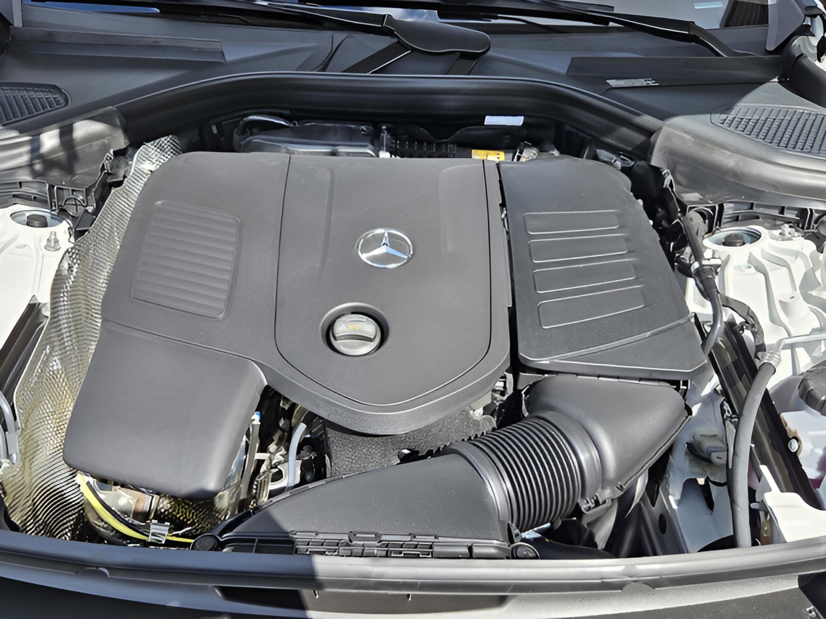 New 2026 Mercedes-Benz GLC 300 image 31