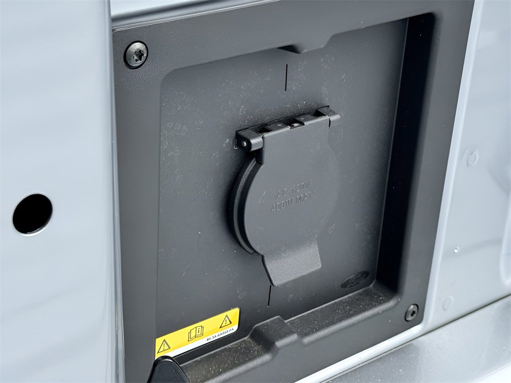 New 2025 Ford F150 XLT w/ Equipment Group 302A MID image 42