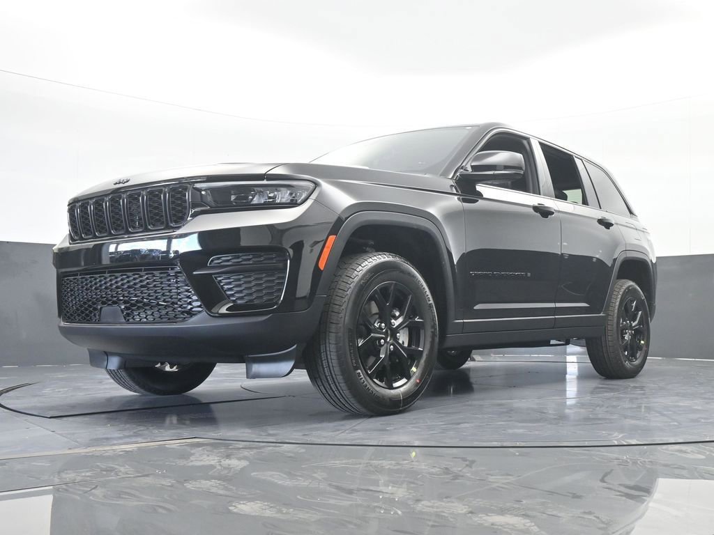 New 2025 Jeep Grand Cherokee Laredo image 47
