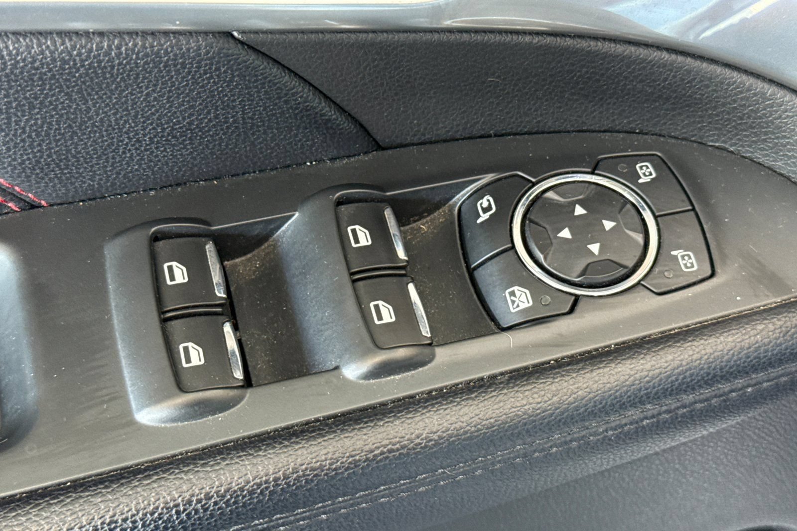 Used 2016 Ford Explorer Sport w/ Equipment Group 401A AWD/4WD image 18