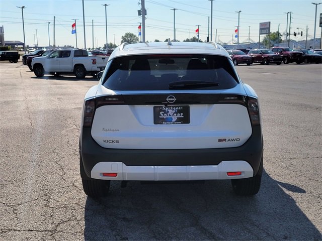 New 2026 Nissan Kicks SR w/ SR Premium Package image 6