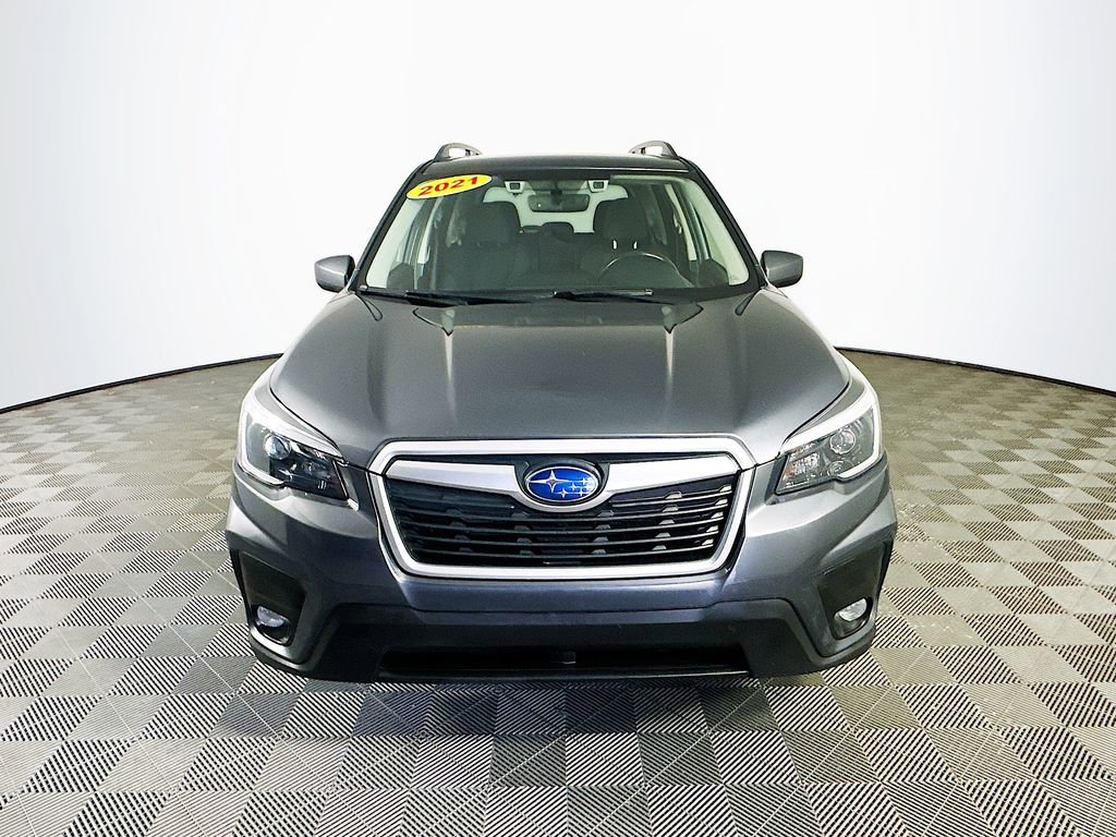 Used 2021 Subaru Forester Premium AWD/4WD image 4