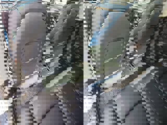 Used 2023 Tesla Model 3 Standard Range image 18