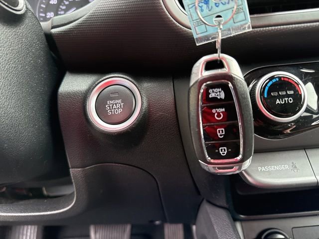 Used 2023 Hyundai Kona SEL w/ Convenience Package image 39