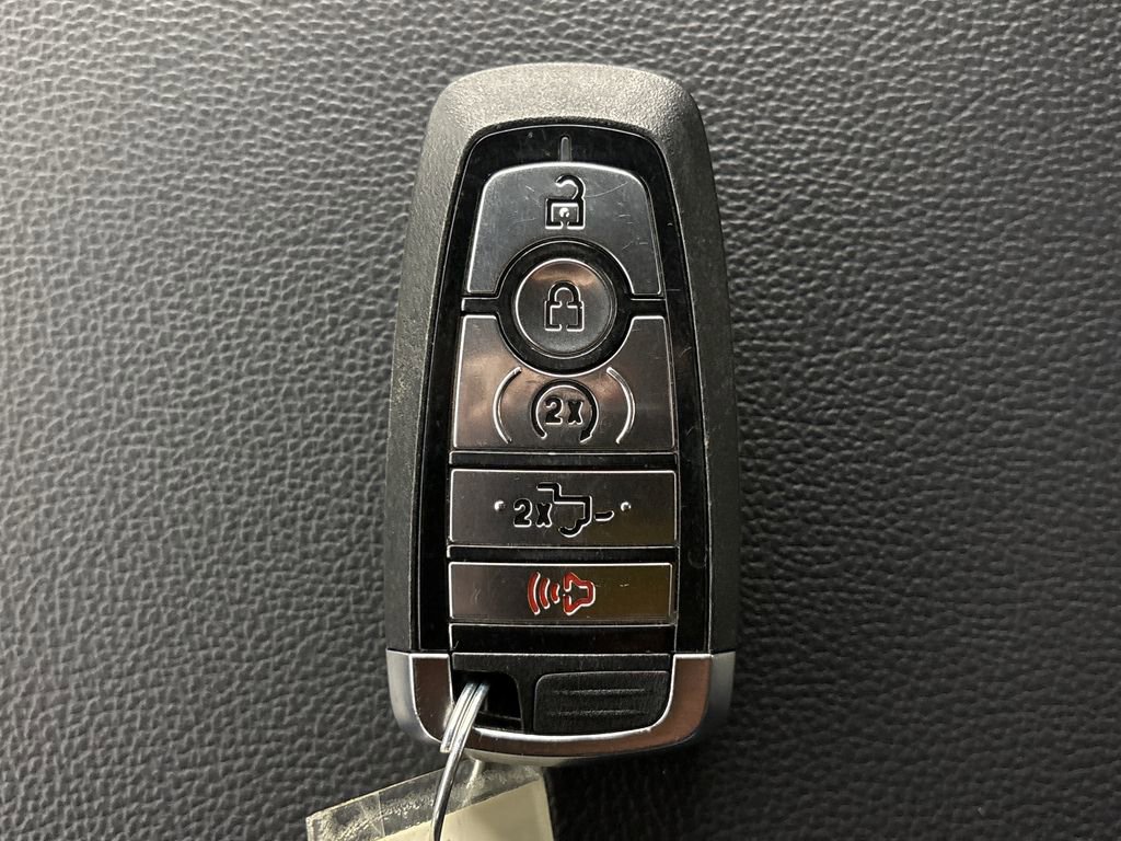 Certified 2025 Ford F150 Lariat w/ Equipment Group 501A Mid image 34