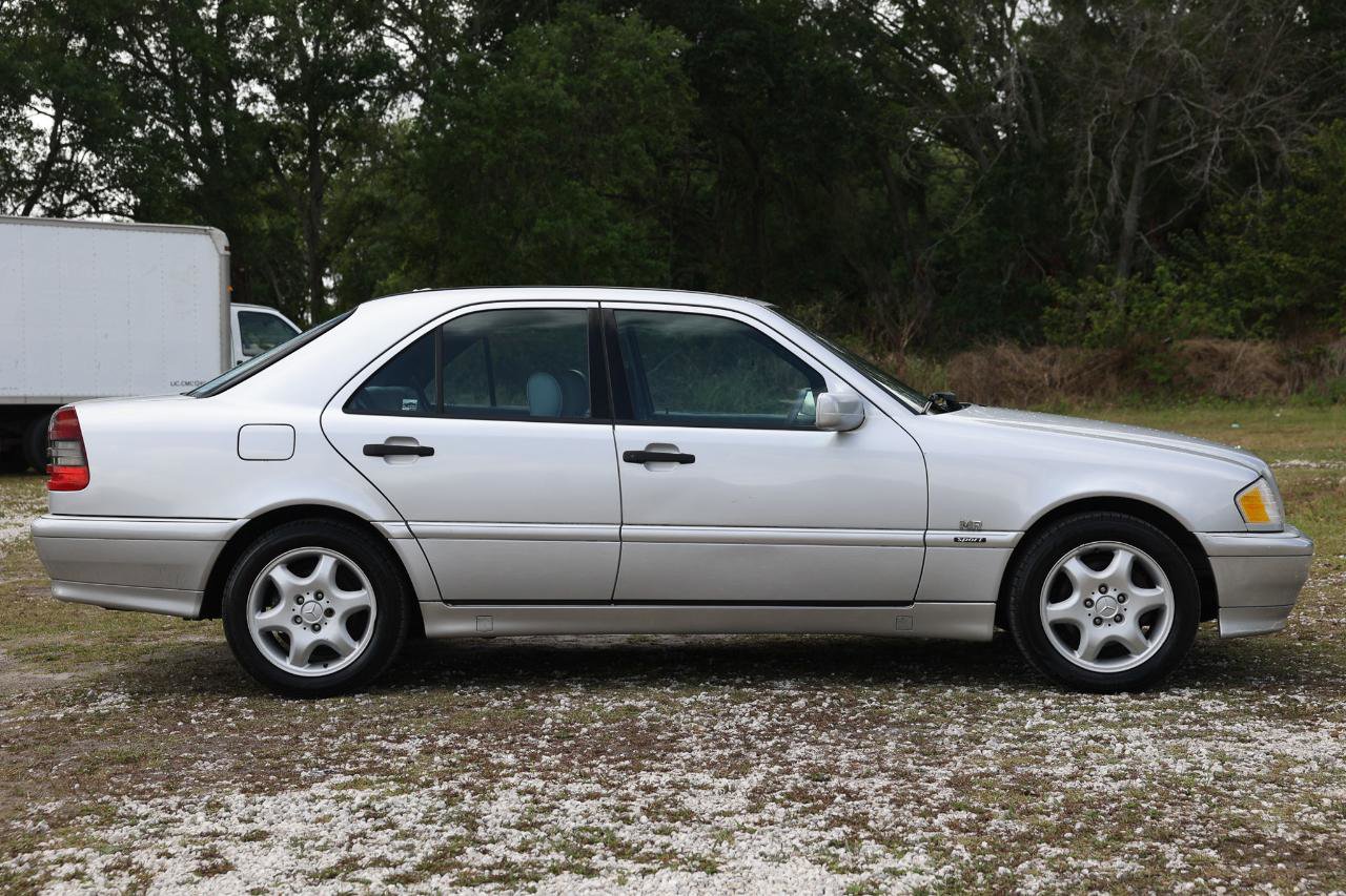 Used 2000 Mercedes-Benz C 280 Sedan image 13