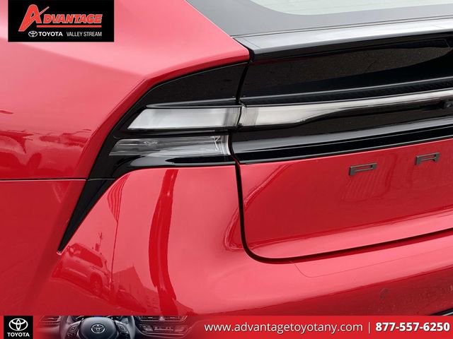 Used 2024 Toyota Prius Prime FWD image 12