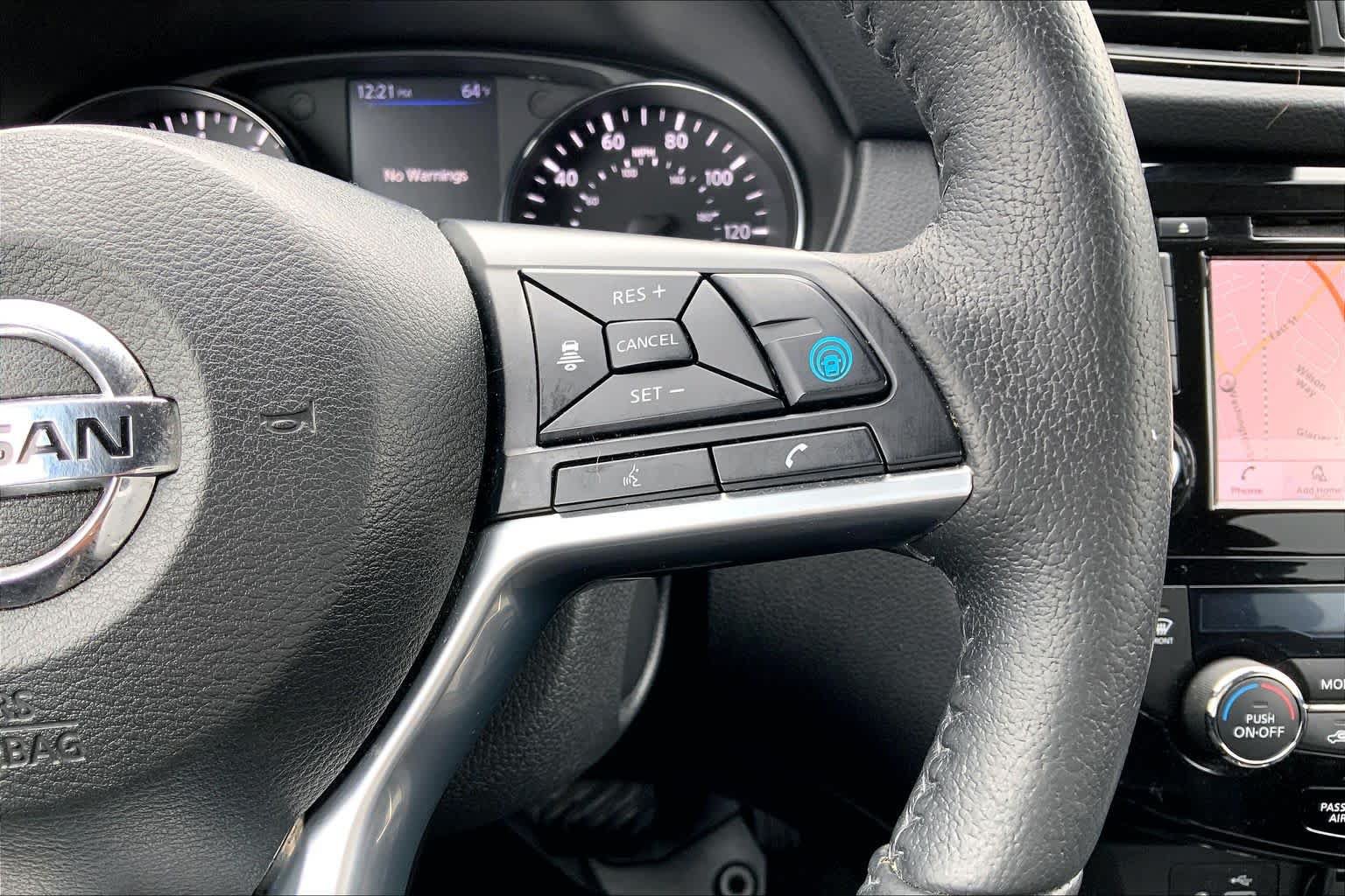 Used 2019 Nissan Rogue SL AWD/4WD image 25