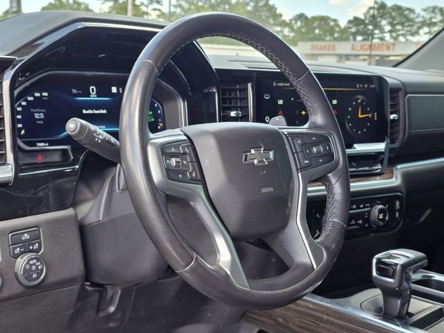 Used 2023 Chevrolet Silverado 1500 RST AWD/4WD image 23
