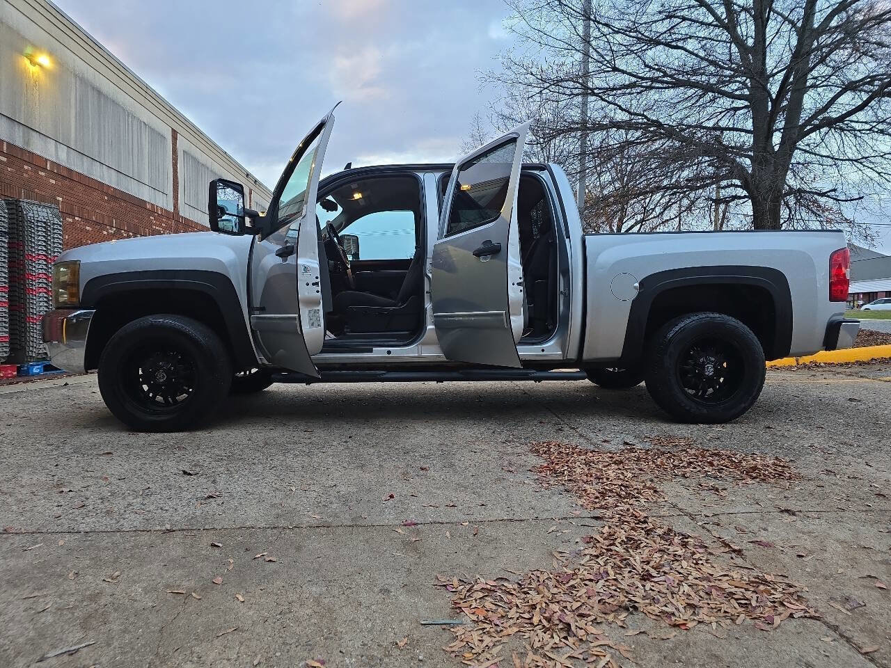 Used 2012 Chevrolet Silverado 1500 LT w/ All-Star Edition image 6