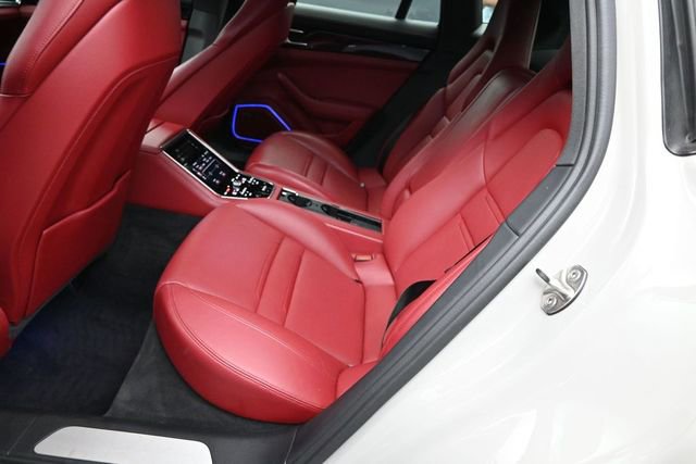 Used 2022 Porsche Panamera 4 E-Hybrid AWD/4WD image 15