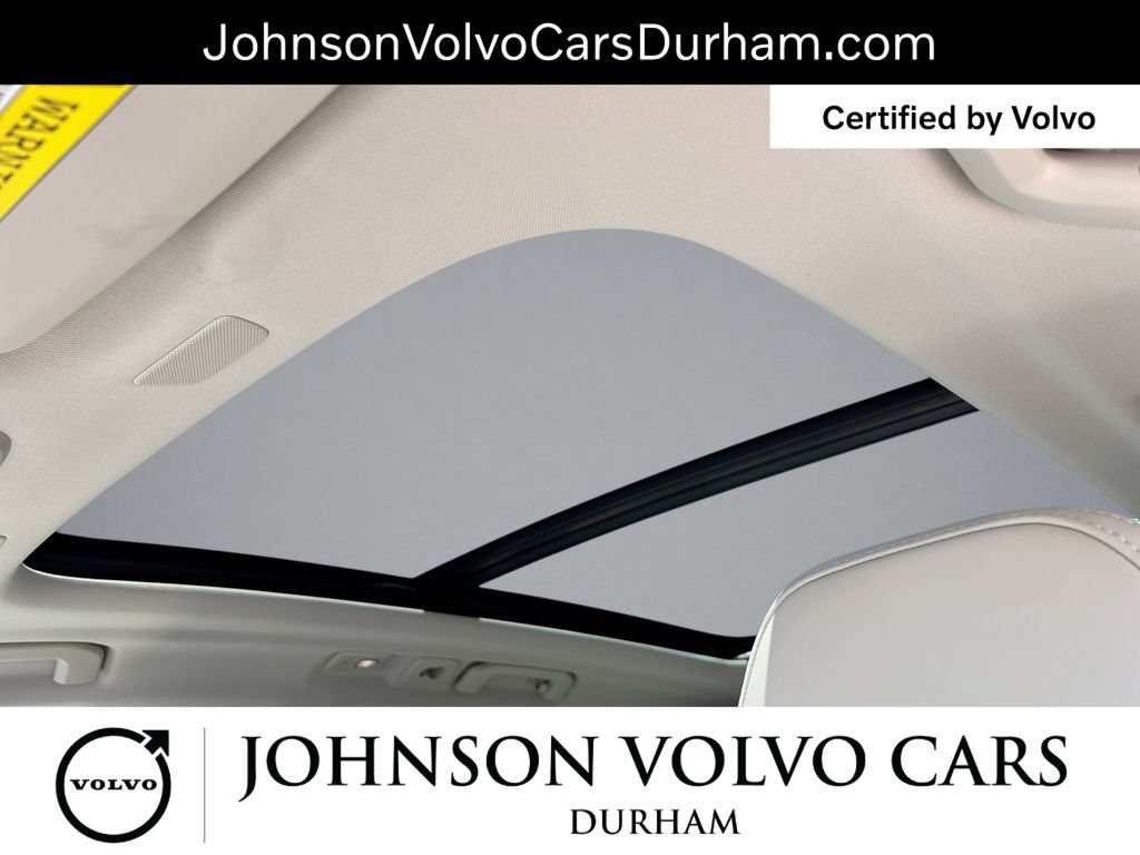 Certified 2024 Volvo XC60 B5 Ultimate w/ Protection Package Premier AWD/4WD image 17