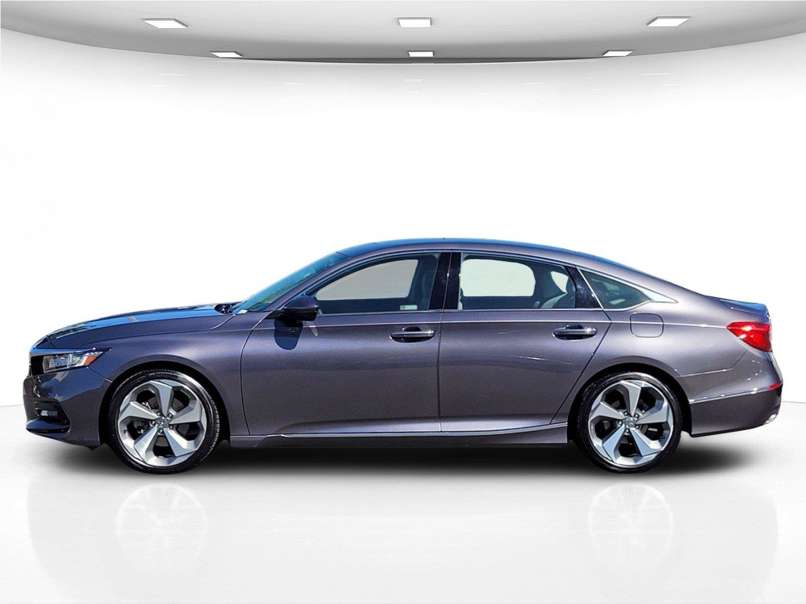 Used 2019 Honda Accord Touring image 9