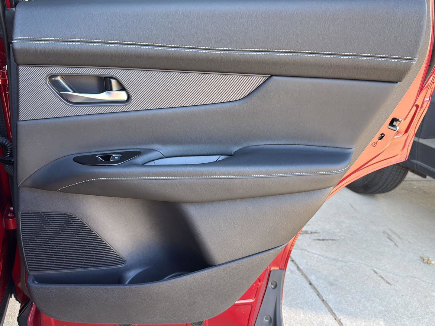 Used 2025 Nissan Murano SL AWD/4WD image 38
