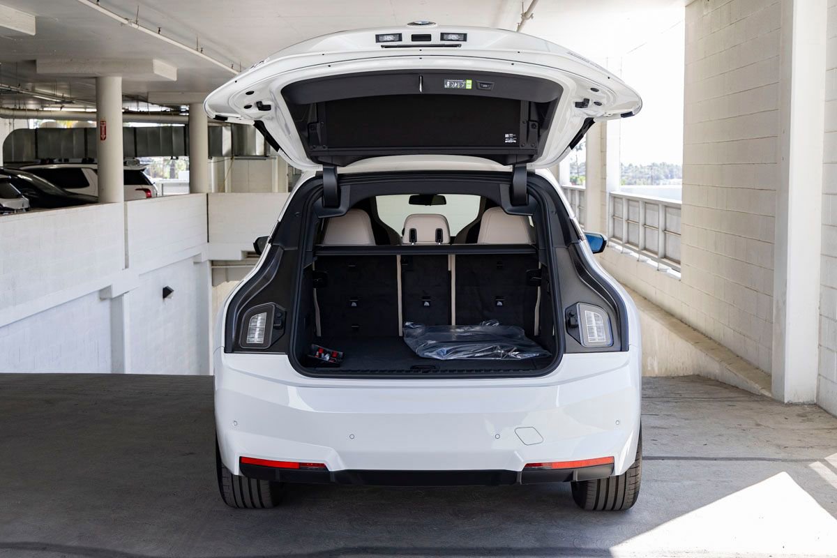 New 2026 BMW iX xDrive45 image 22