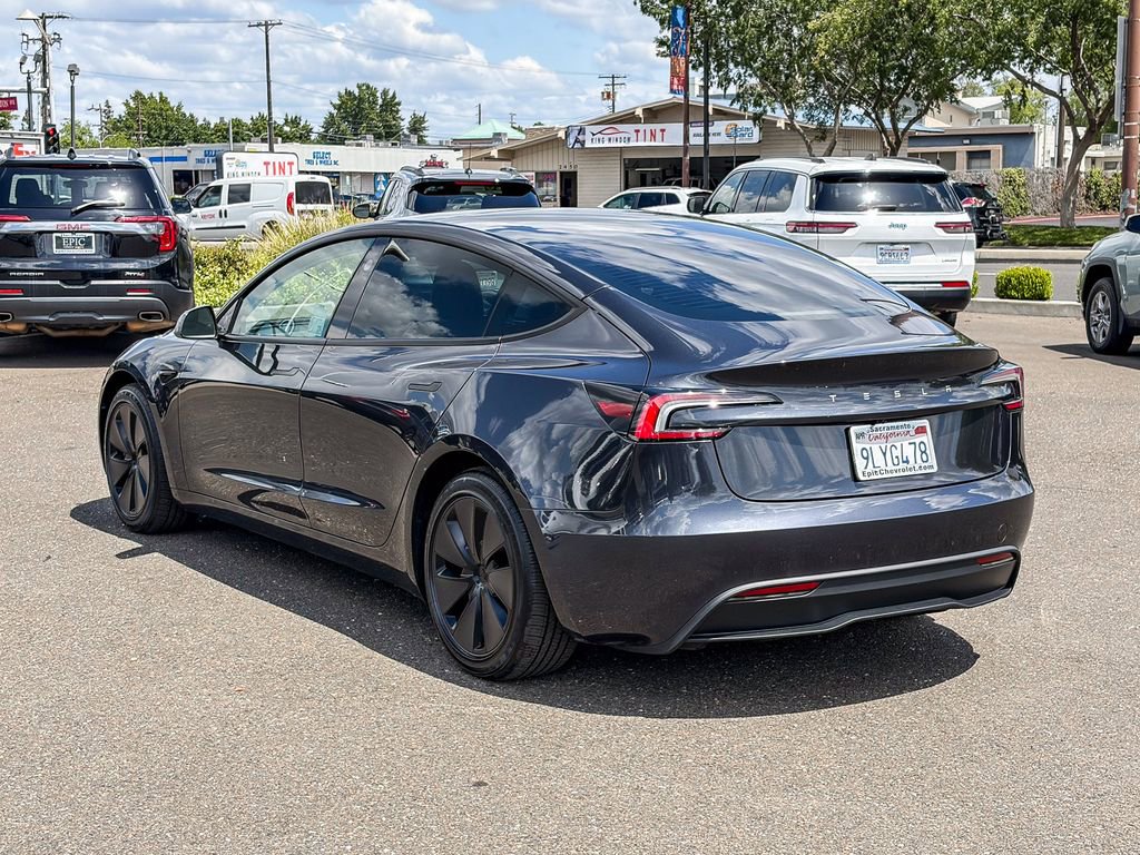 Used 2024 Tesla Model 3 Standard Range RWD image 2