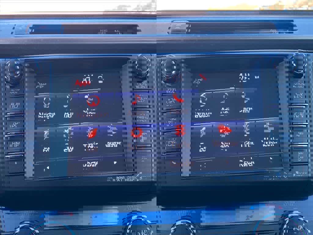 Used 2017 Toyota RAV4 Limited w/ Protection Package image 17