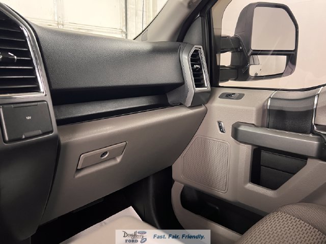 Used 2016 Ford F150 XLT AWD/4WD image 37