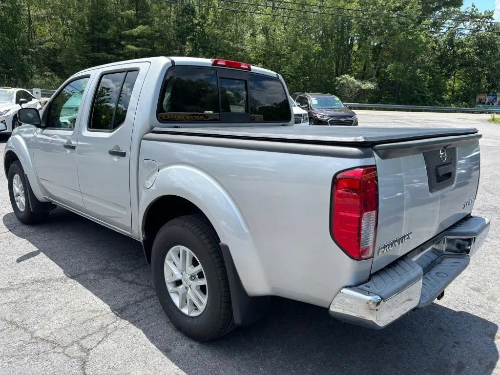 Used 2018 Nissan Frontier SV AWD/4WD image 6