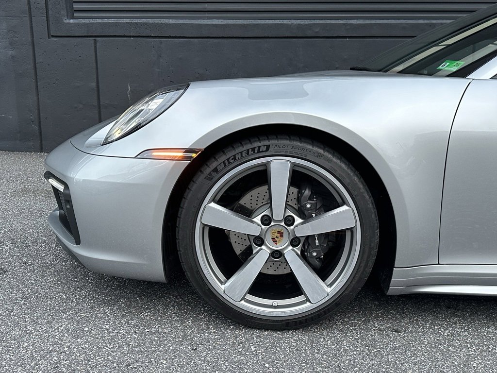 Certified 2024 Porsche 911 Carrera image 14