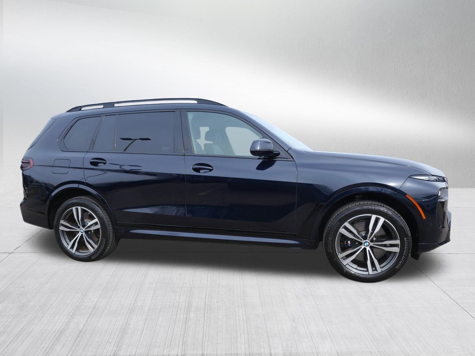 Used 2026 BMW X7 xDrive40i image 6