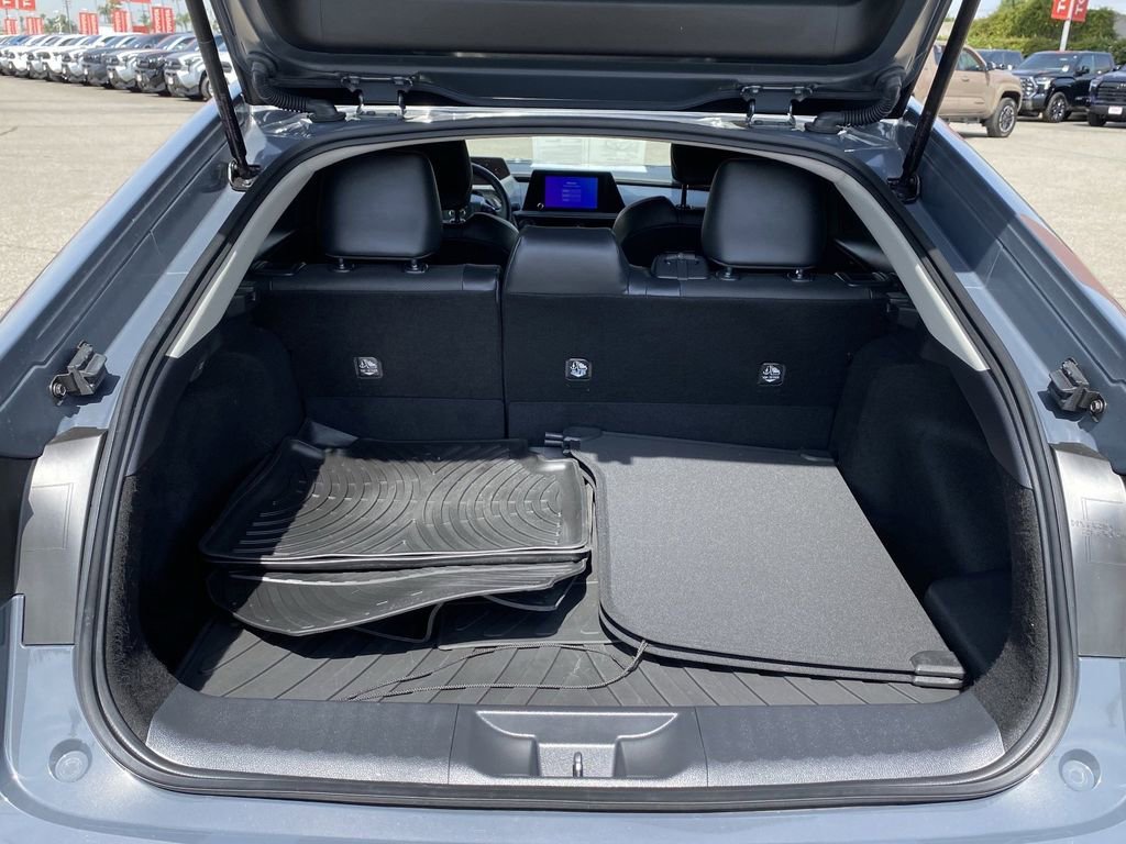 Used 2023 Toyota Prius Prime FWD image 19