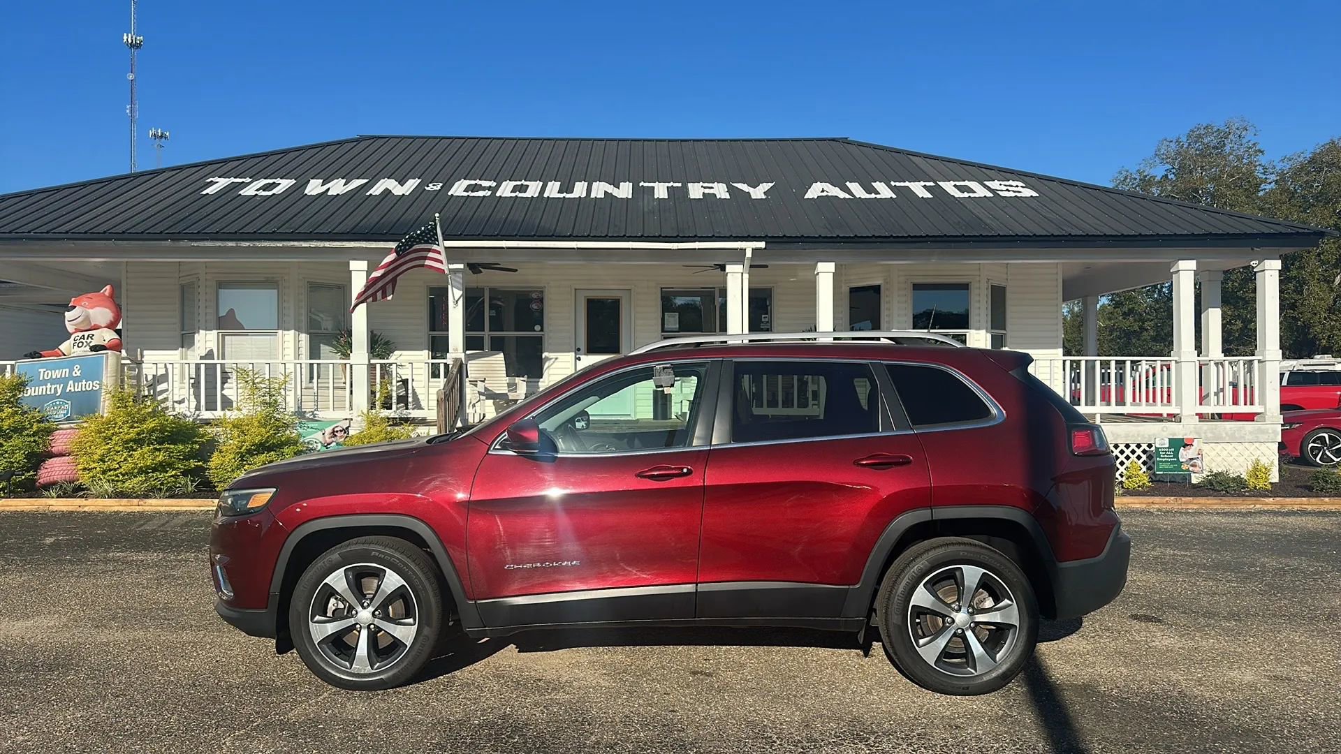 Used 2019 Jeep Cherokee Limited FWD image 8