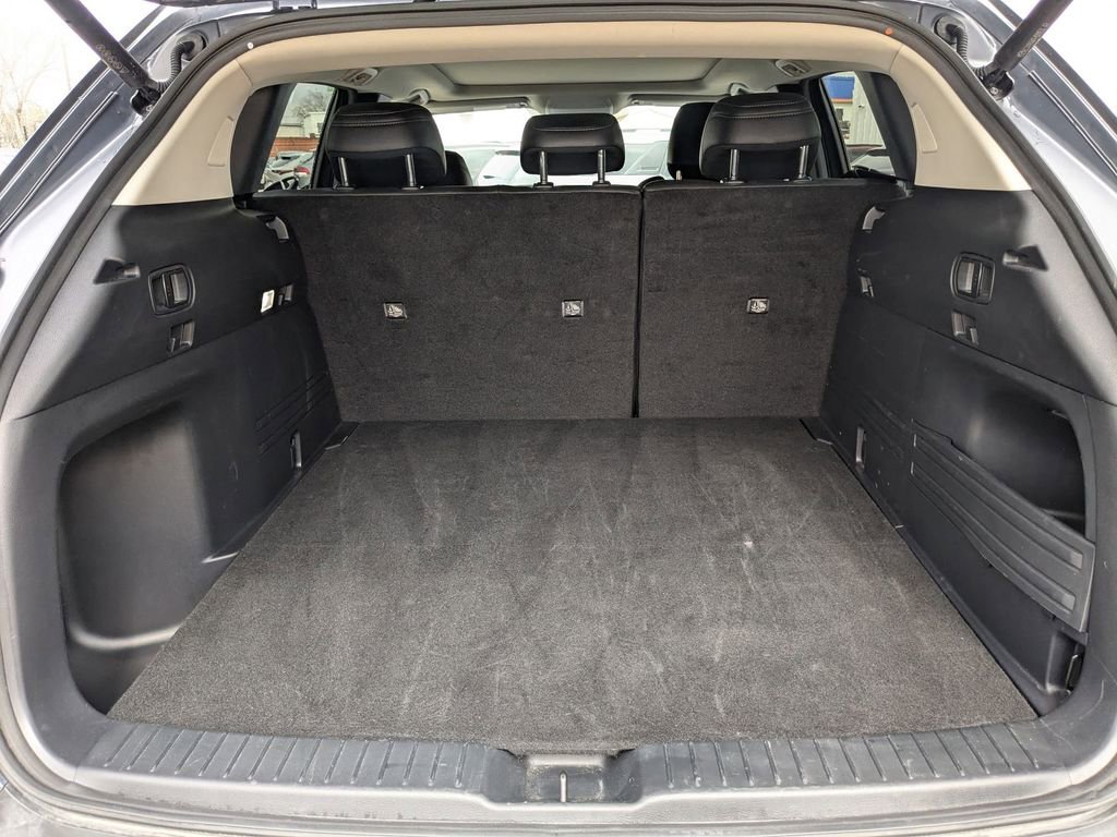 Used 2025 MAZDA CX-50 AWD 2.5 Hybrid w/ Premium Pkg image 29