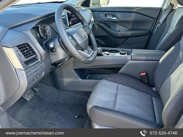 New 2026 Nissan Rogue SV AWD/4WD image 12