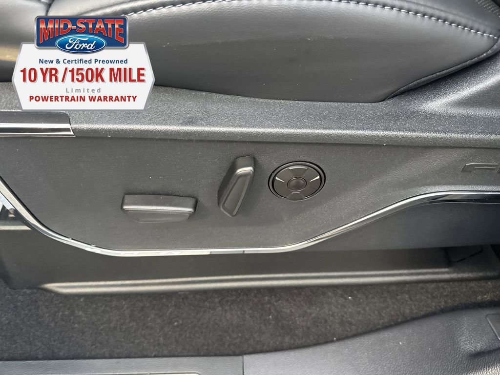 New 2026 Ford F250 Platinum image 17