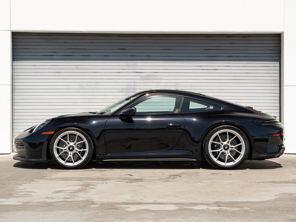 Certified 2026 Porsche 911 GT3 RWD image 2
