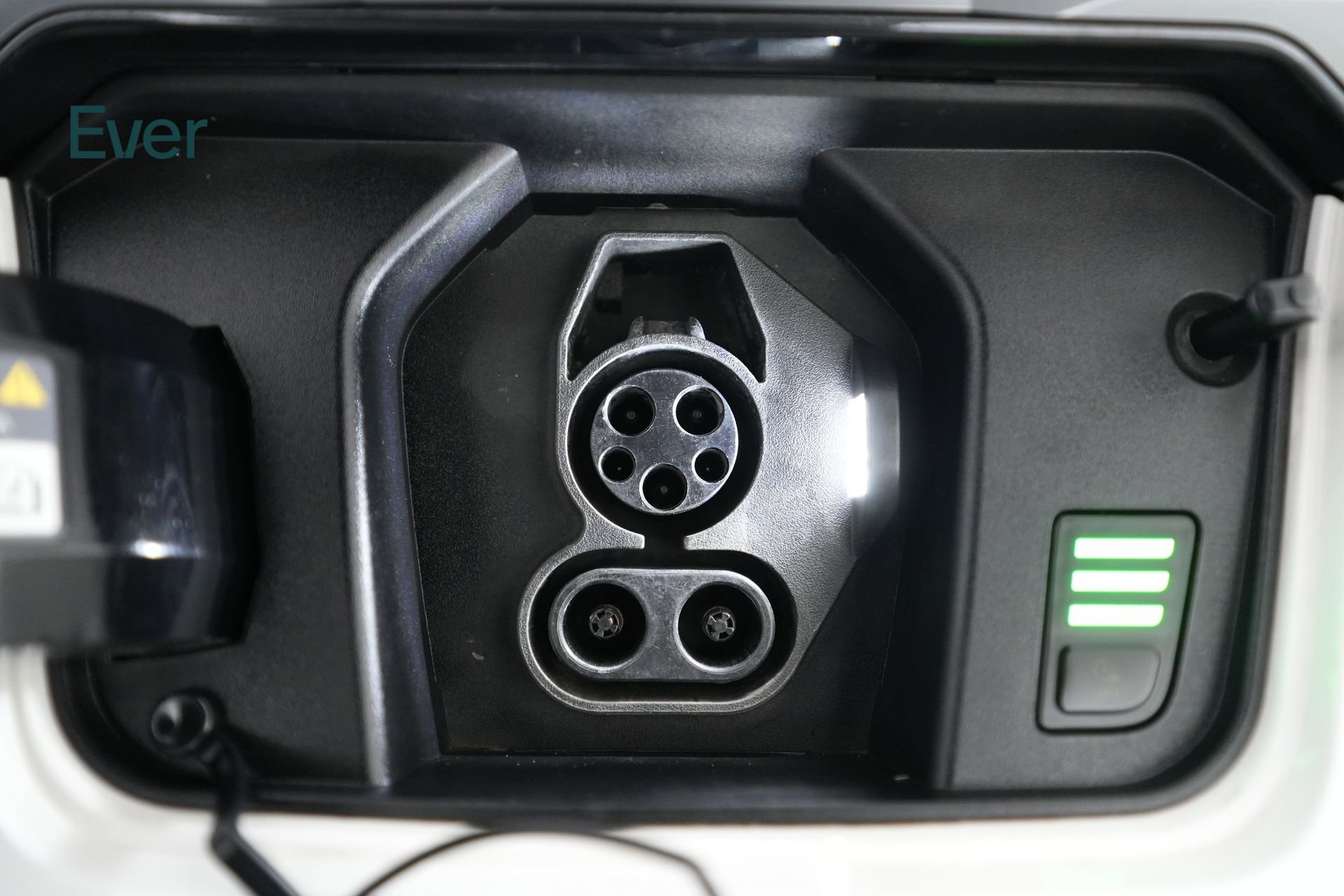 Used 2024 Kia Niro Wind w/ Wind Preserve Package image 10