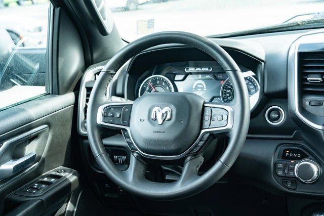 Used 2025 RAM 1500 Big Horn AWD/4WD image 31