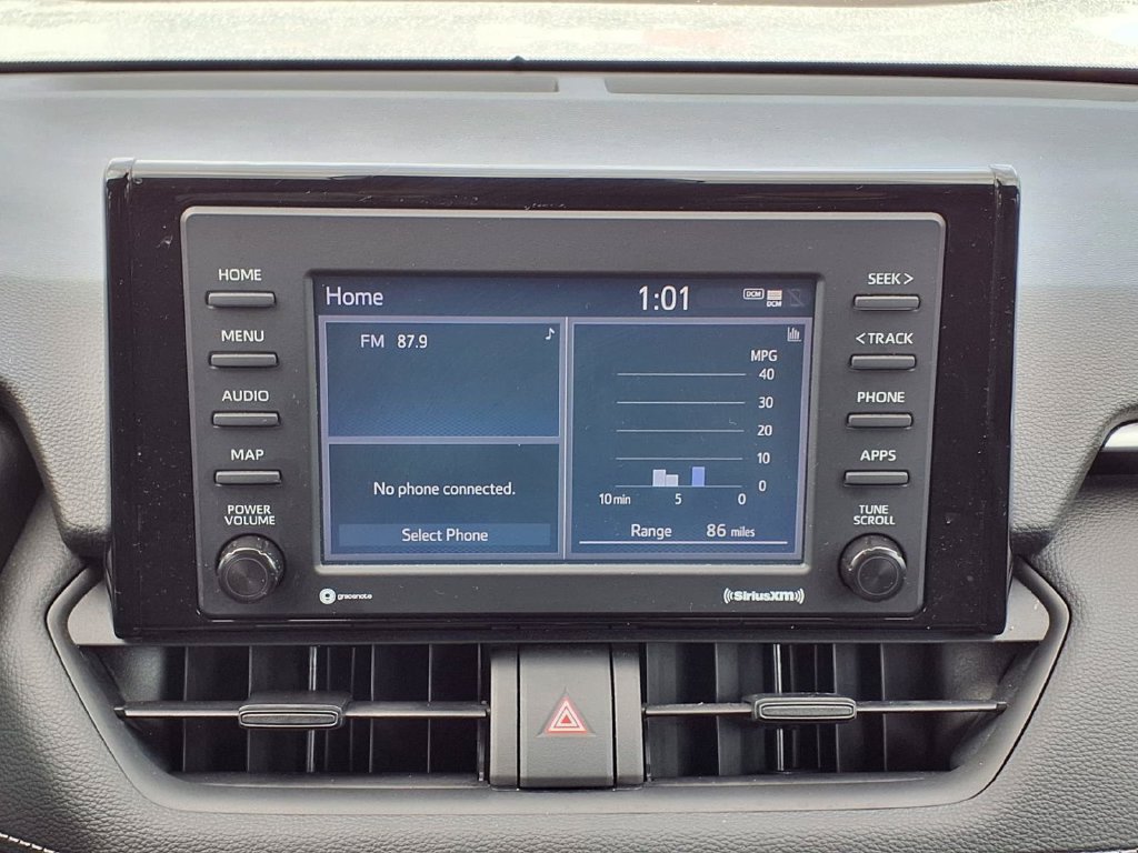Used 2022 Toyota RAV4 XLE FWD image 21