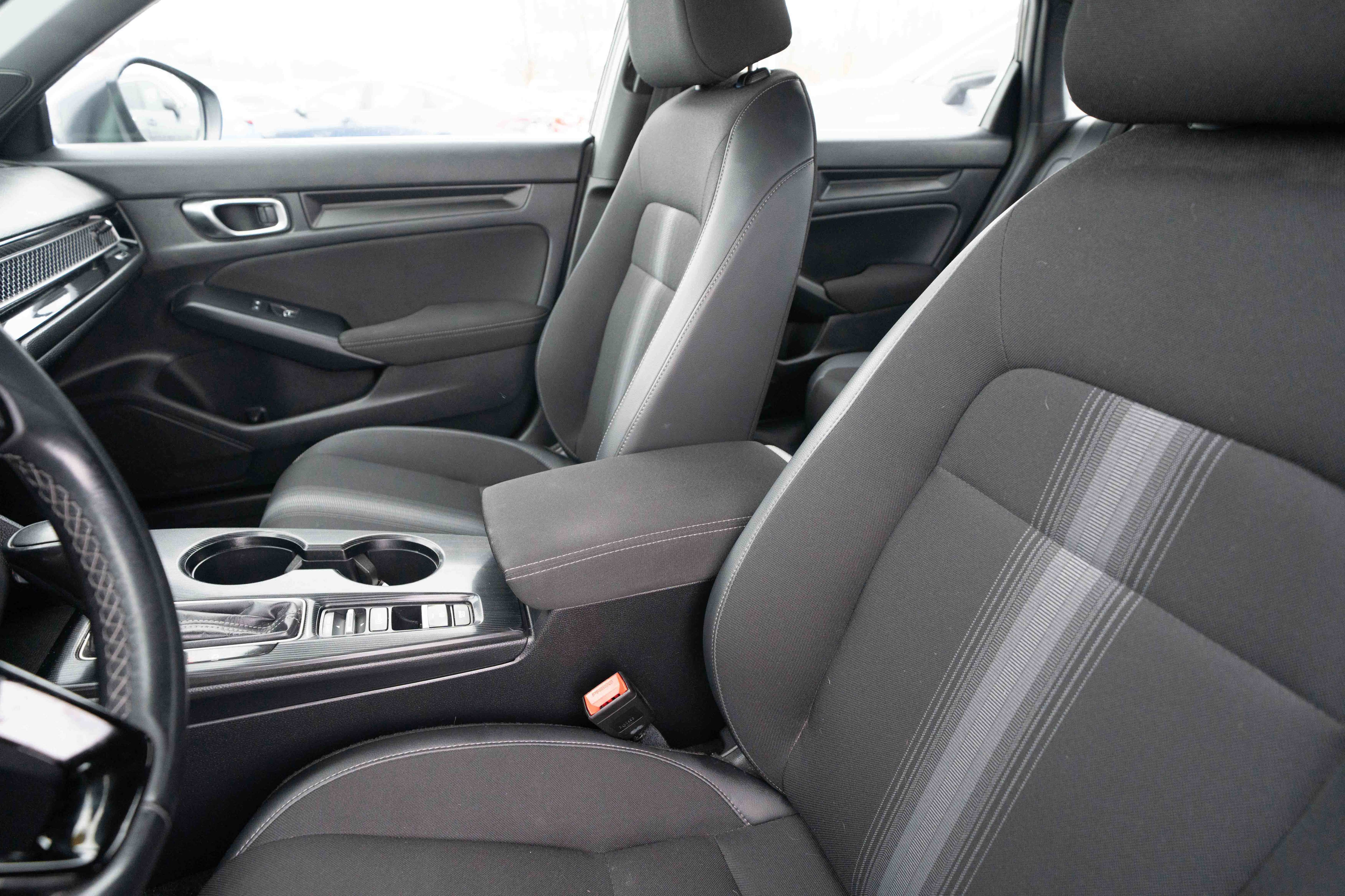 Used 2023 Honda Civic Sport image 10