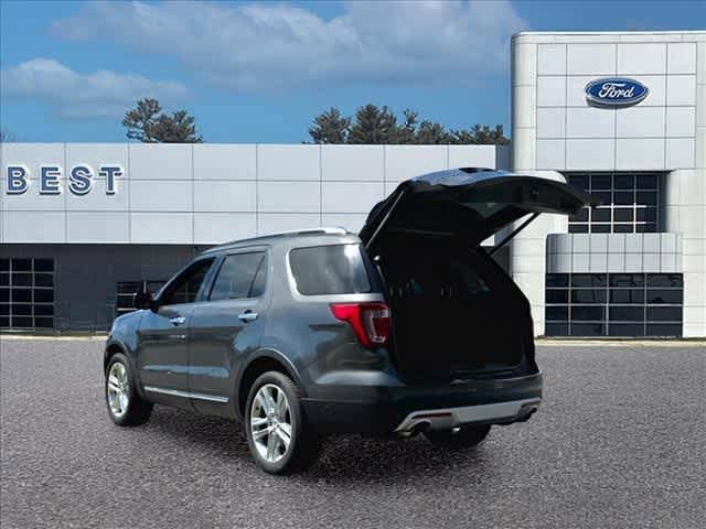 Used 2017 Ford Explorer Limited w/ Equipment Group 301A AWD/4WD image 7