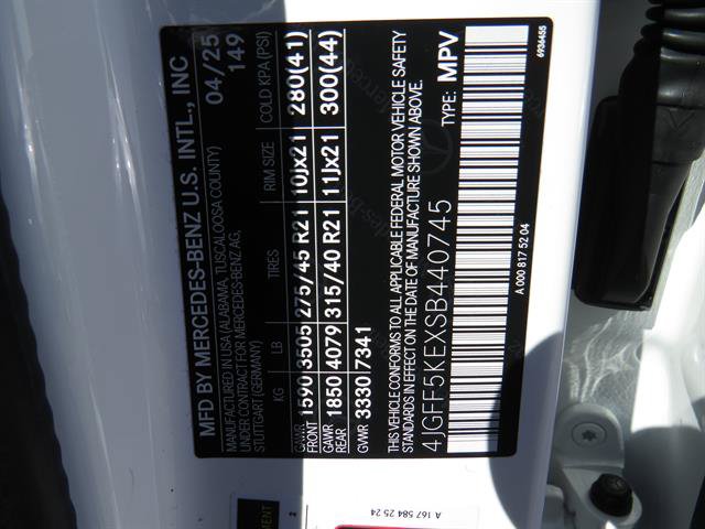Used 2025 Mercedes-Benz GLS 450 4MATIC image 8