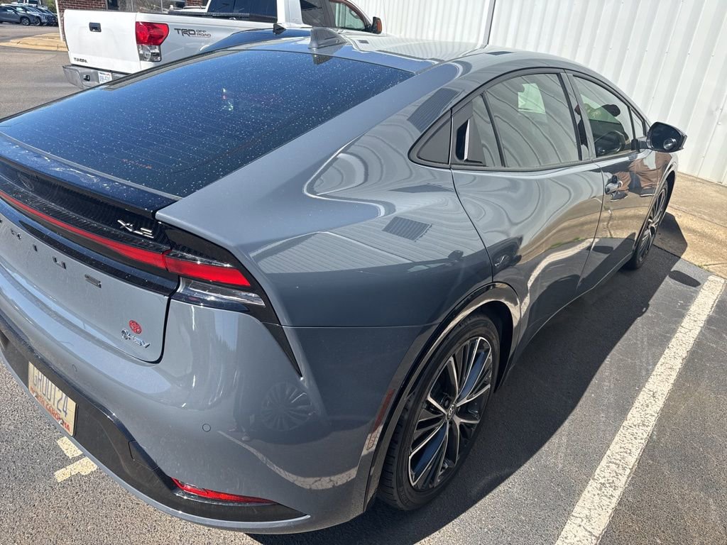 Used 2024 Toyota Prius XLE image 4