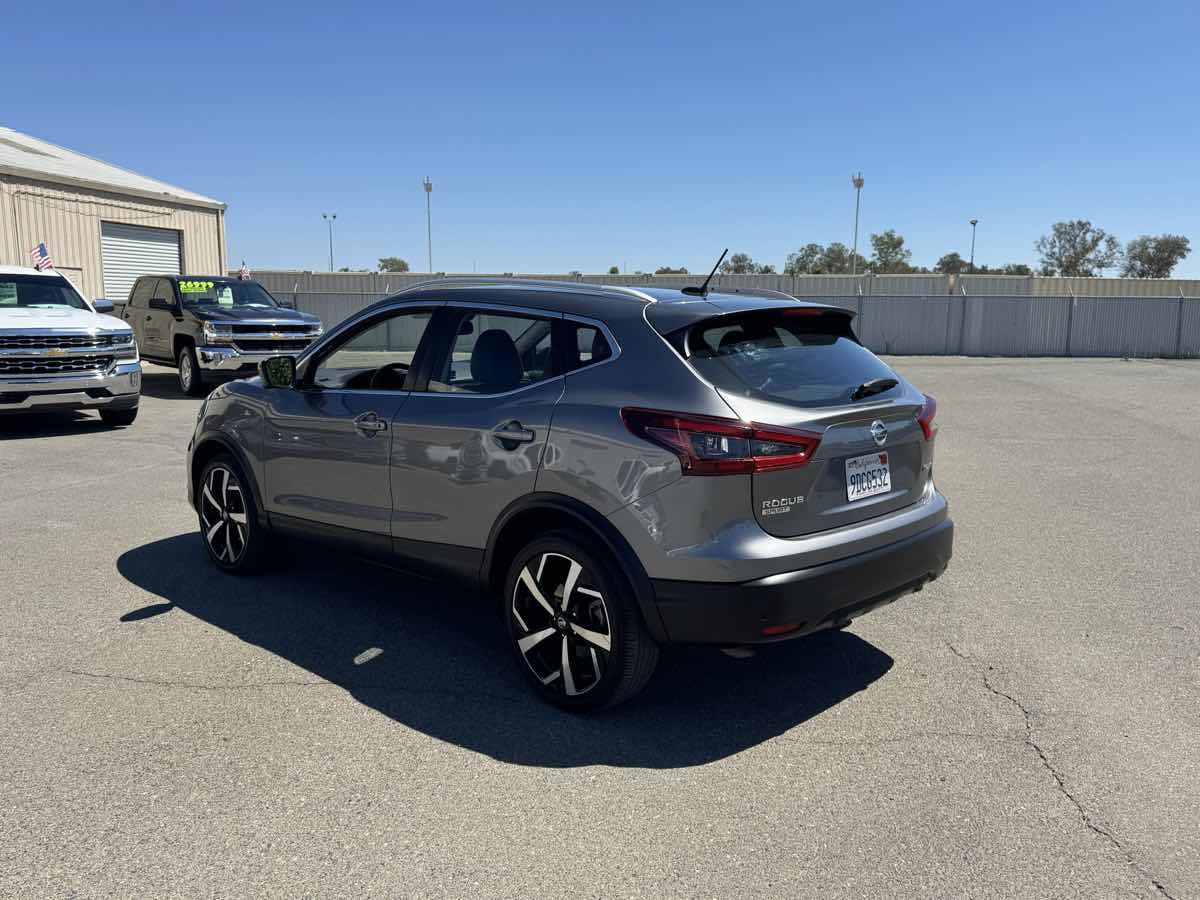 Used 2022 Nissan Rogue Sport SL w/ Premium Package AWD/4WD image 7