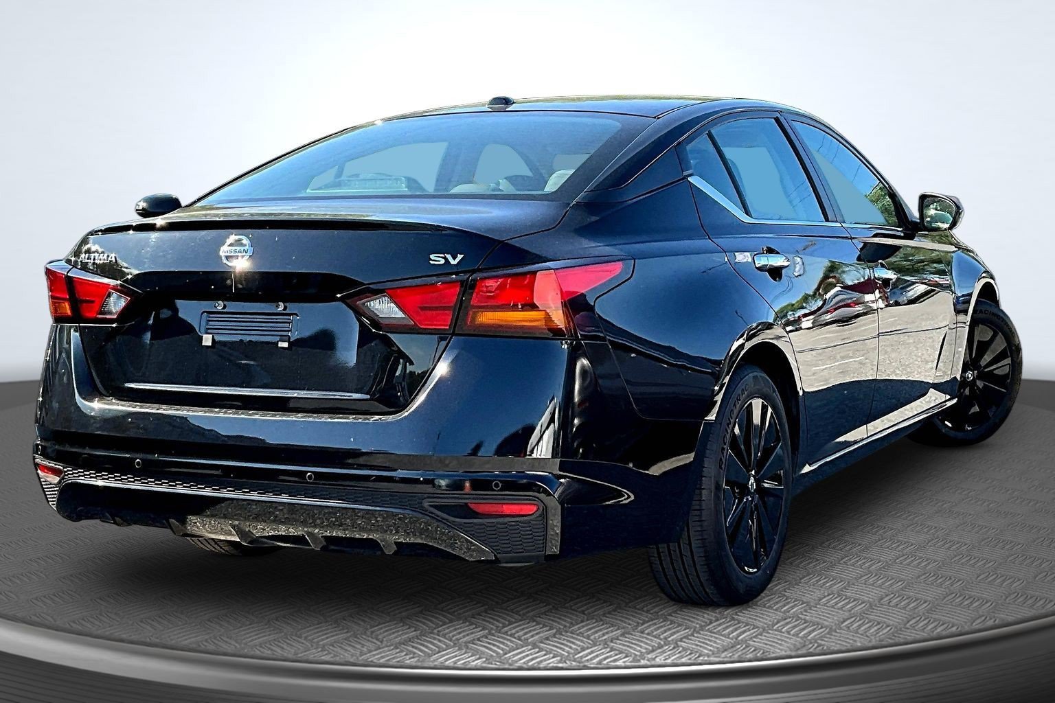 Used 2022 Nissan Altima 2.5 SV FWD image 5