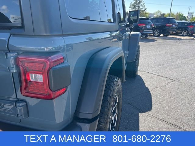 Used 2024 Jeep Wrangler Rubicon w/ Convenience Group AWD/4WD image 6