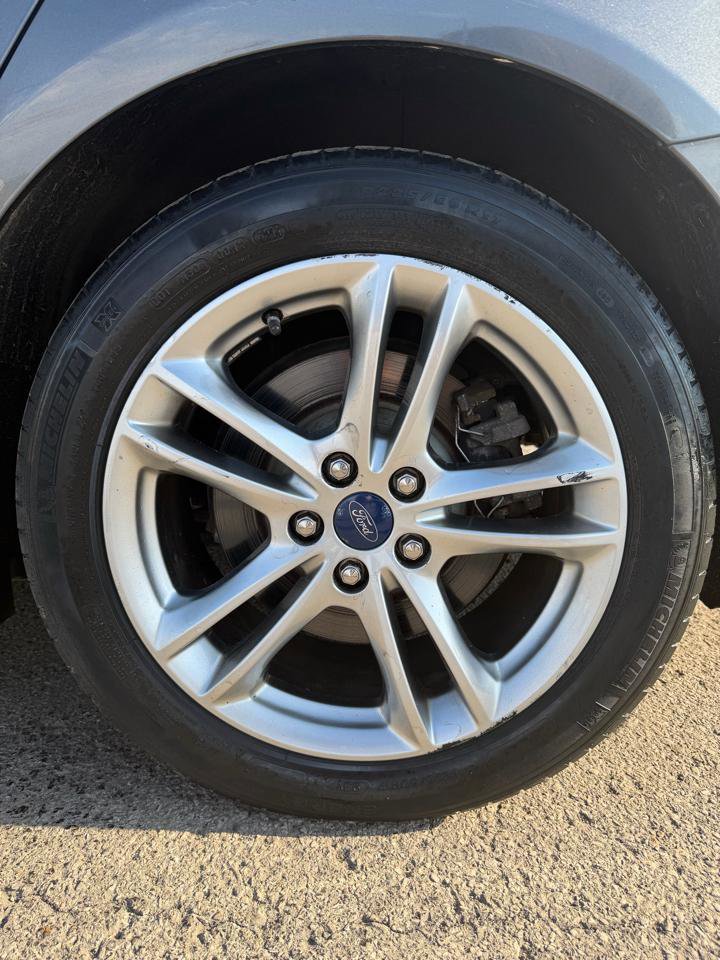 Used 2015 Ford Fusion Energi Titanium w/ Driver Assist Package FWD image 4