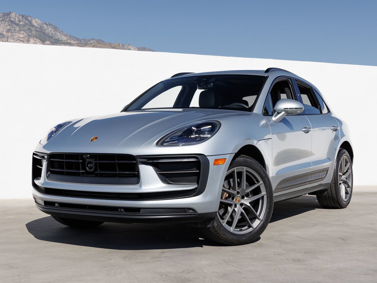 Used 2025 Porsche Macan