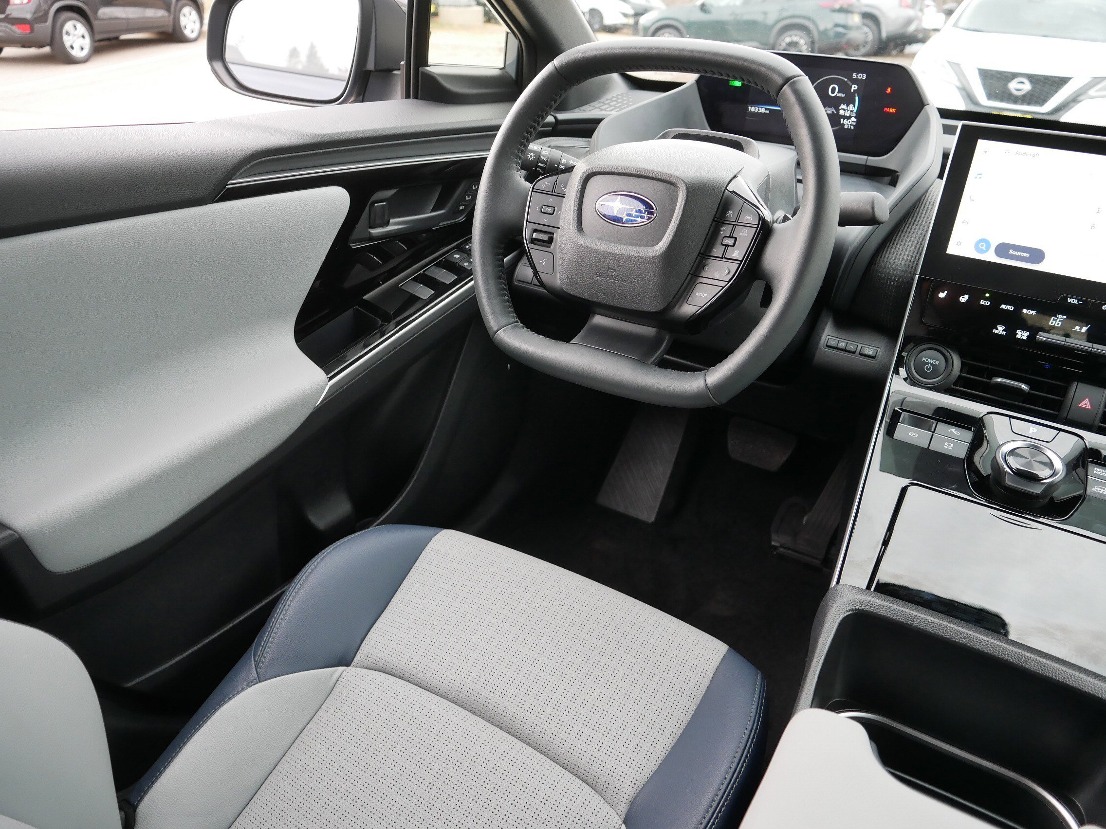 Used 2024 Subaru Solterra Limited image 9