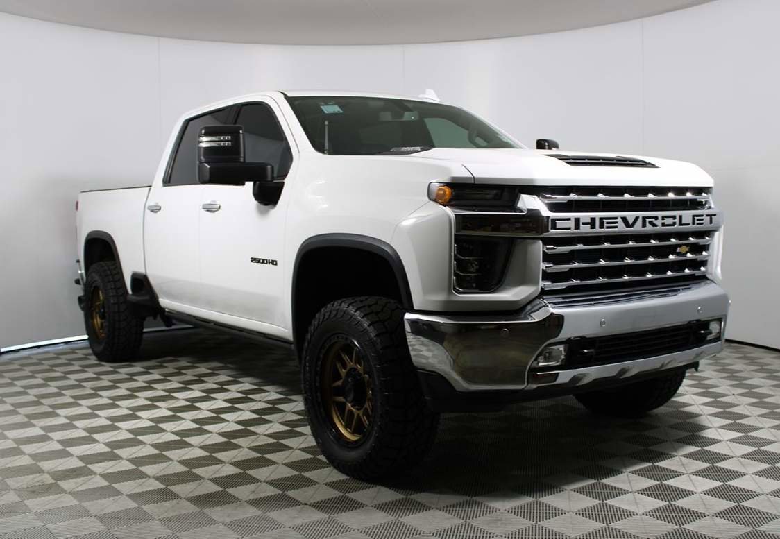 Used 2020 Chevrolet Silverado 2500 LTZ w/ LTZ Plus Package image 38