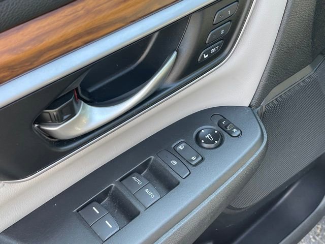 Used 2017 Honda CR-V Touring image 18